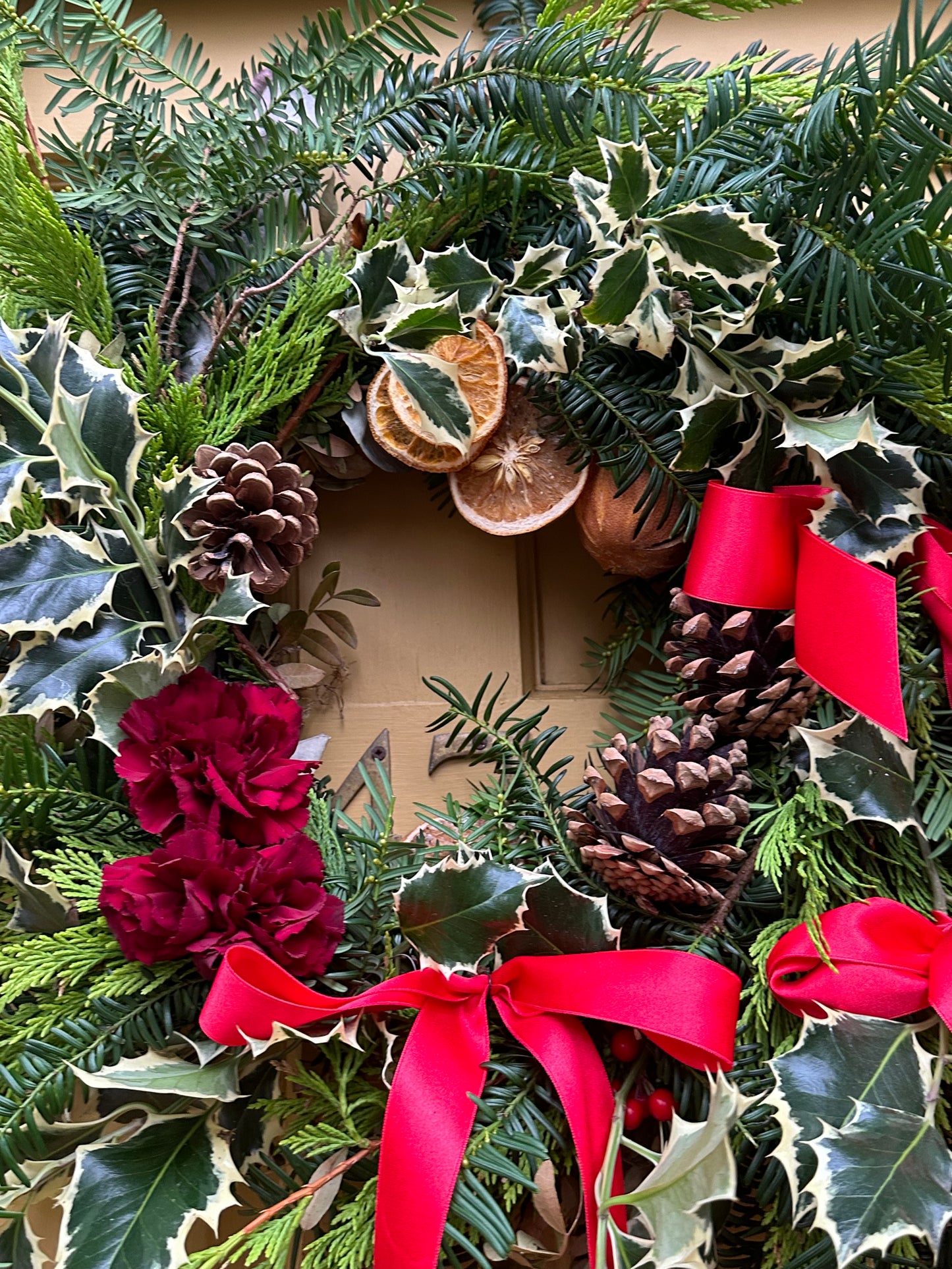 The Clara | Christmas Door Wreath